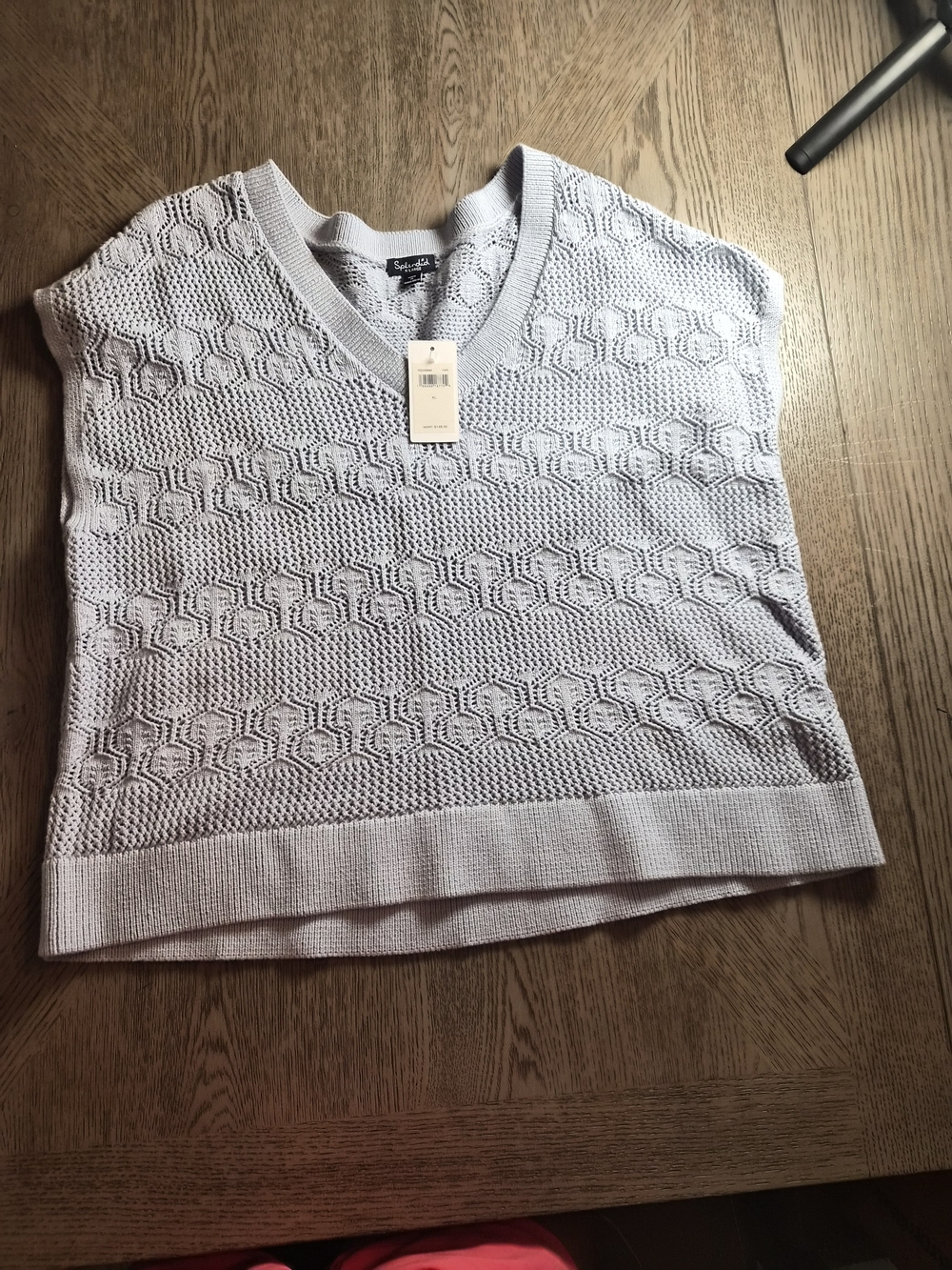 Splendid Light Gray V-Neck Knit Sweater
